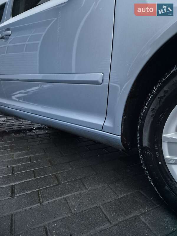 Универсал Skoda Octavia 2010 в Киверцах