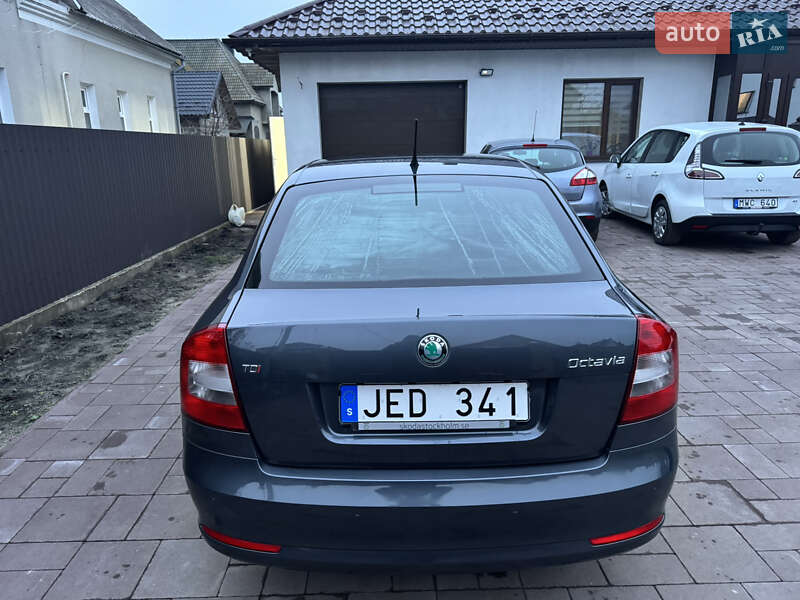 Ліфтбек Skoda Octavia 2012 в Радивиліві