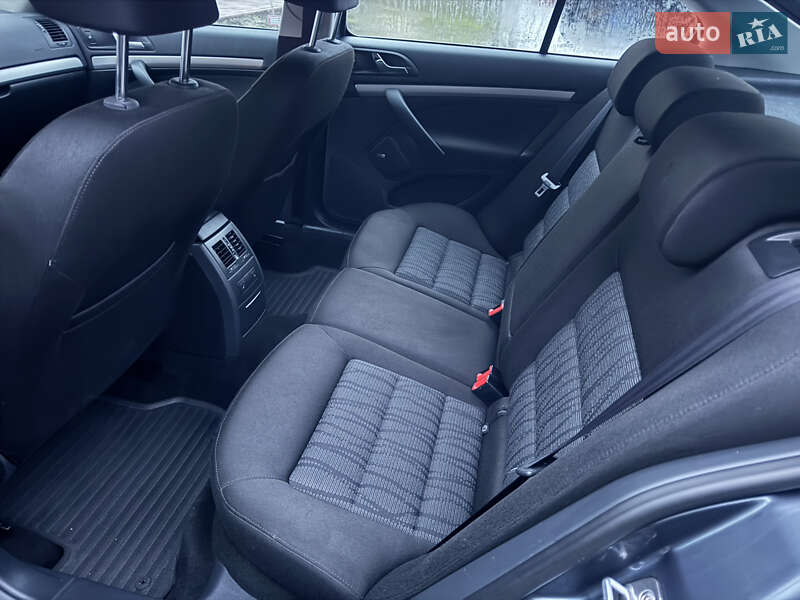 Ліфтбек Skoda Octavia 2012 в Радивиліві