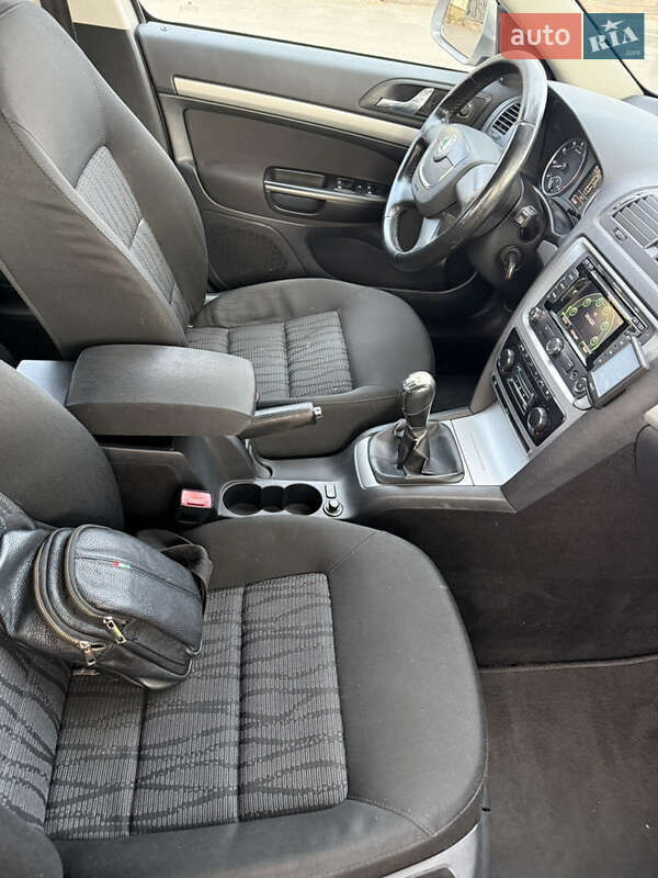 Ліфтбек Skoda Octavia 2010 в Ужгороді фото 20 Ліфтбек Skoda Octavia 2010 в Ужгороді