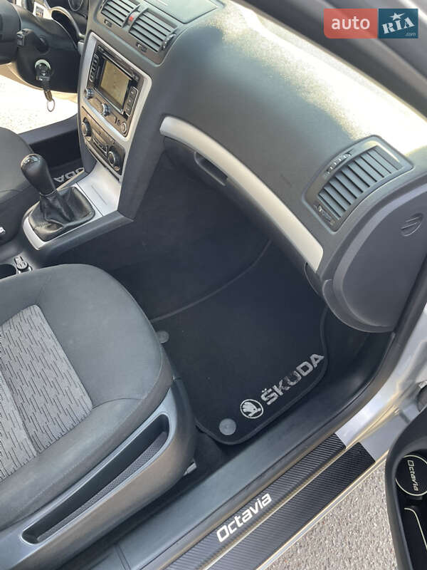 Універсал Skoda Octavia 2011 в Полтаві фото 36 Універсал Skoda Octavia 2011 в Полтаві