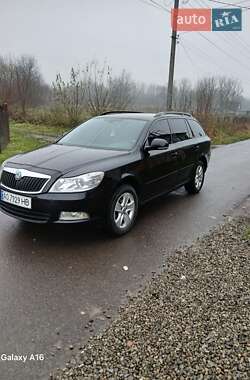 Універсал Skoda Octavia 2010 в Добрянському