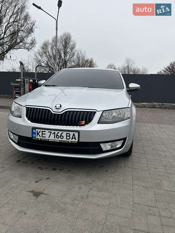 Универсал Skoda Octavia 2014 в Днепре фото 2 Универсал Skoda Octavia 2014 в Днепре