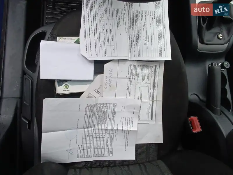 Универсал Skoda Octavia 2012 в Вижнице документ