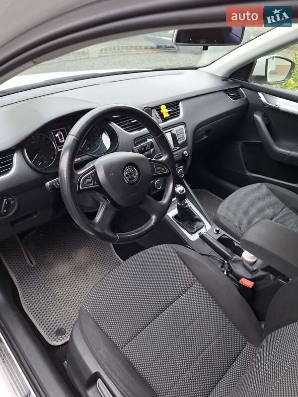 Универсал Skoda Octavia 2014 в Сваляве