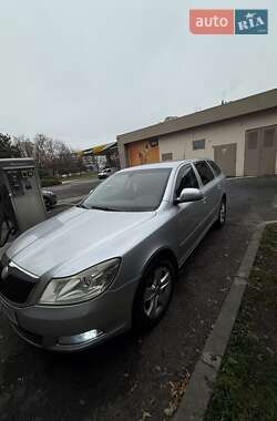 Универсал Skoda Octavia 2009 в Виноградове