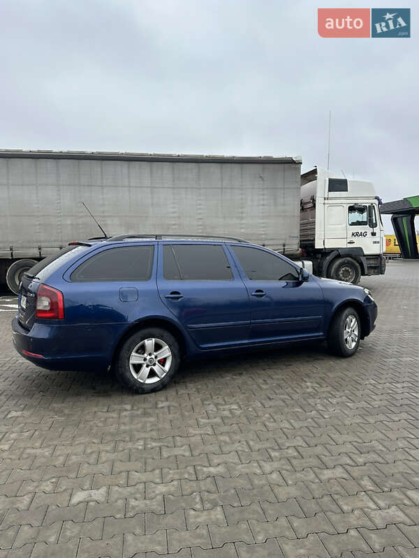 Универсал Skoda Octavia 2009 в Стрые