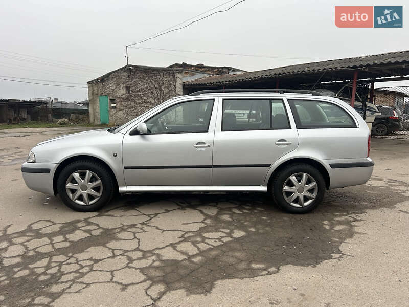 Універсал Skoda Octavia 2008 в Нововолинську