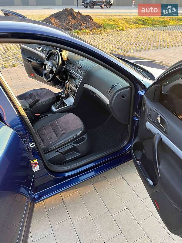 Ліфтбек Skoda Octavia 2010 в Хмельницькому