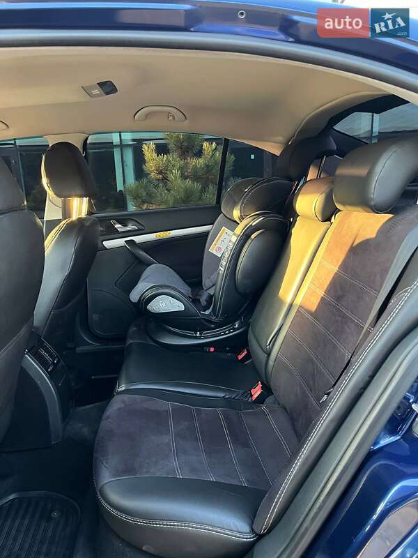 Ліфтбек Skoda Octavia 2010 в Хмельницькому