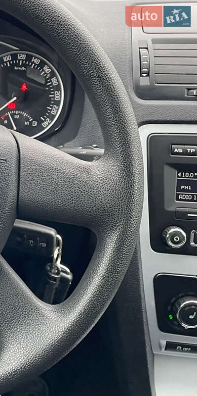 Универсал Skoda Octavia 2010 в Виннице