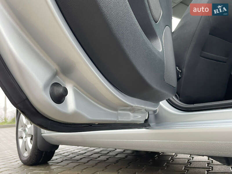 Универсал Skoda Octavia 2010 в Виннице