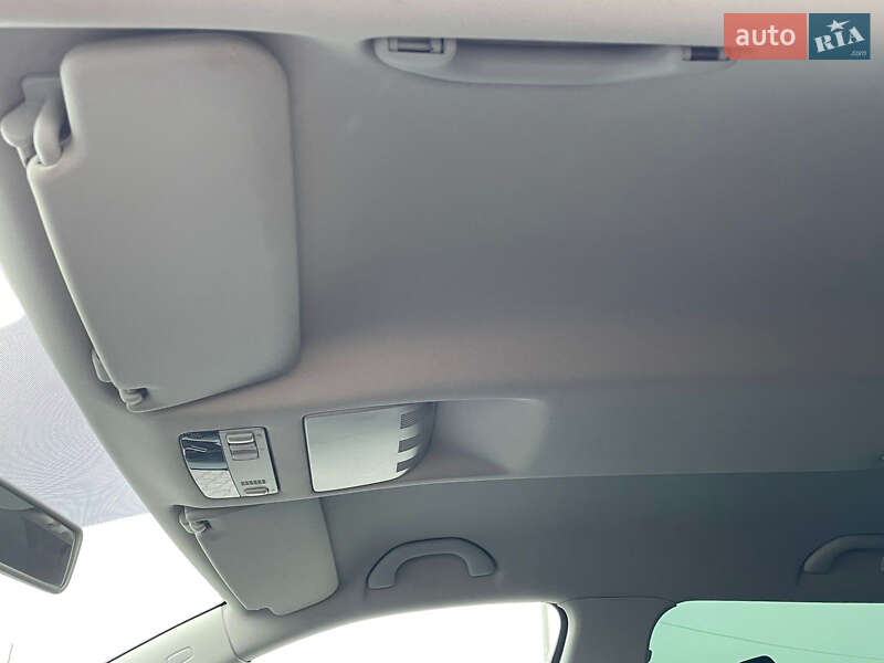 Универсал Skoda Octavia 2010 в Виннице