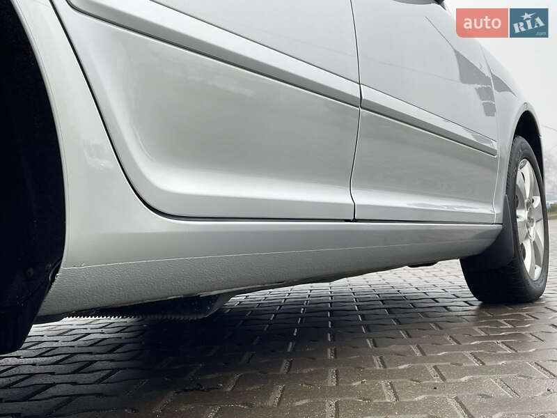 Универсал Skoda Octavia 2010 в Виннице