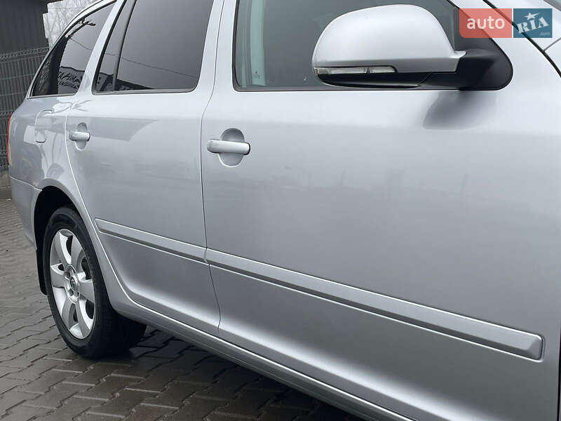 Универсал Skoda Octavia 2010 в Виннице