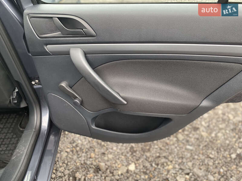 Універсал Skoda Octavia 2012 в Новоархангельську фото 24 Універсал Skoda Octavia 2012 в Новоархангельську