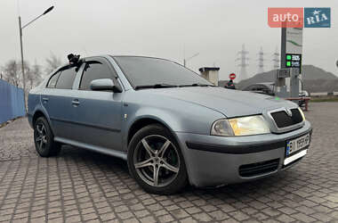 Лифтбек Skoda Octavia 2003 в Запорожье