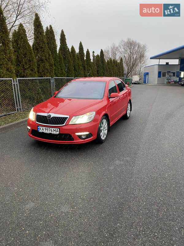 Лифтбек Skoda Octavia 2008 в Смеле