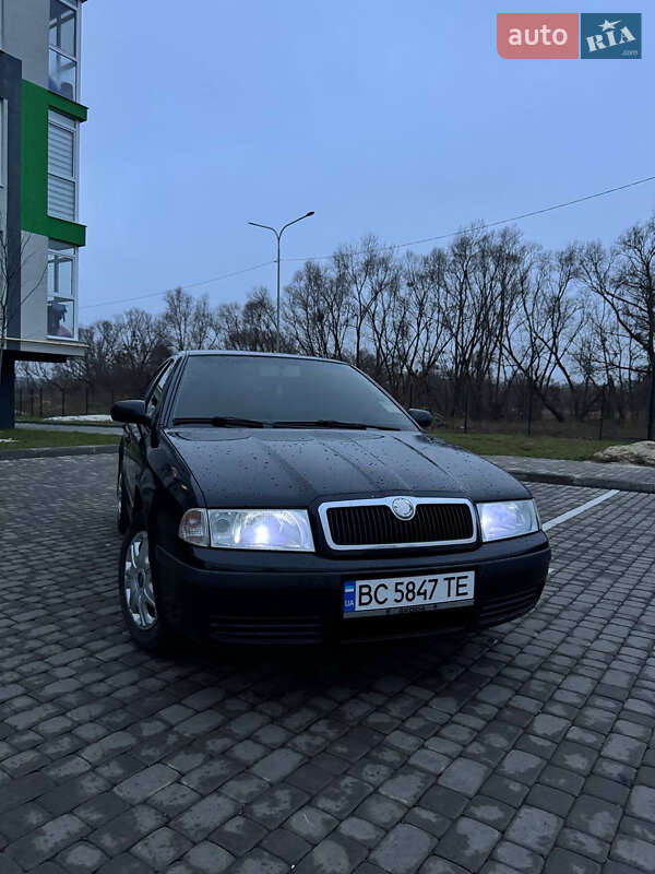 Лифтбек Skoda Octavia 2008 в Шептицькому