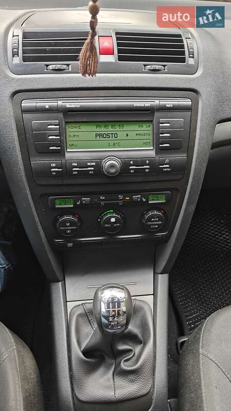 Лифтбек Skoda Octavia 2008 в Днепре