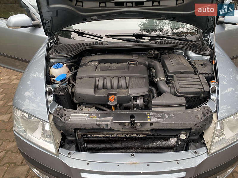 Лифтбек Skoda Octavia 2006 в Новояворовске