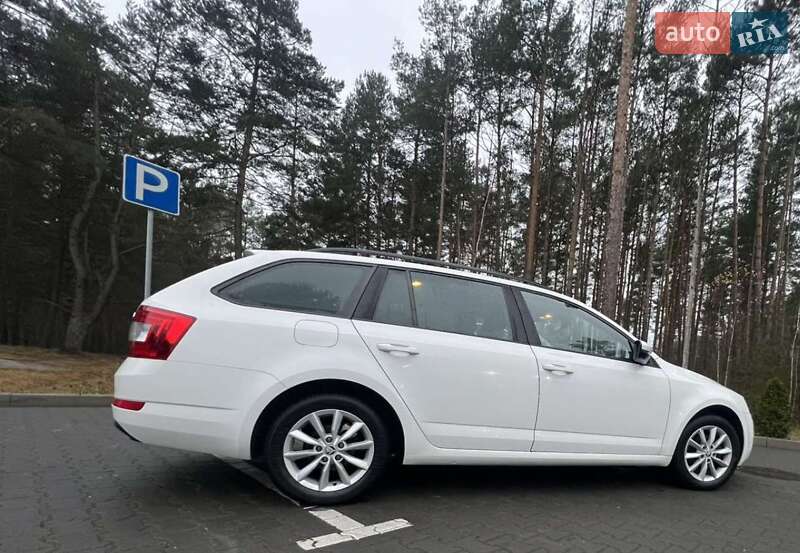 Универсал Skoda Octavia 2015 в Маневичах