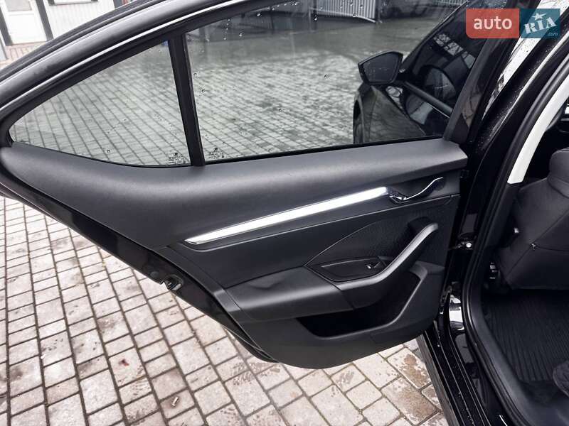 Лифтбек Skoda Octavia 2020 в Ивано-Франковске