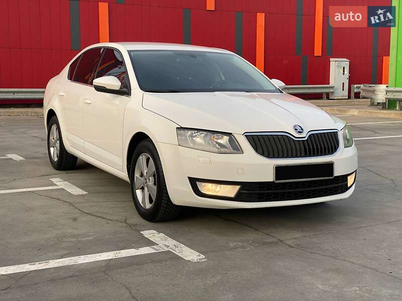 Ліфтбек Skoda Octavia 2015 в Києві фото 6 Ліфтбек Skoda Octavia 2015 в Києві