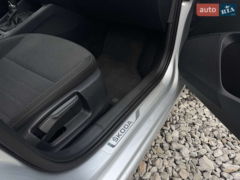 Универсал Skoda Octavia 2019 в Стрые