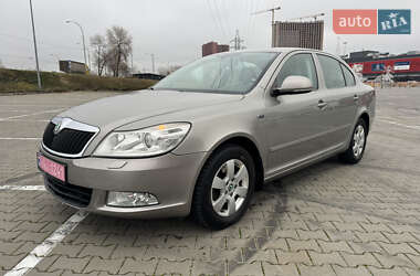 Лифтбек Skoda Octavia 2010 в Киеве