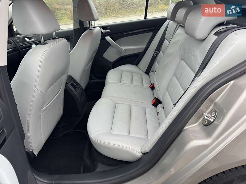 Ліфтбек Skoda Octavia 2010 в Києві