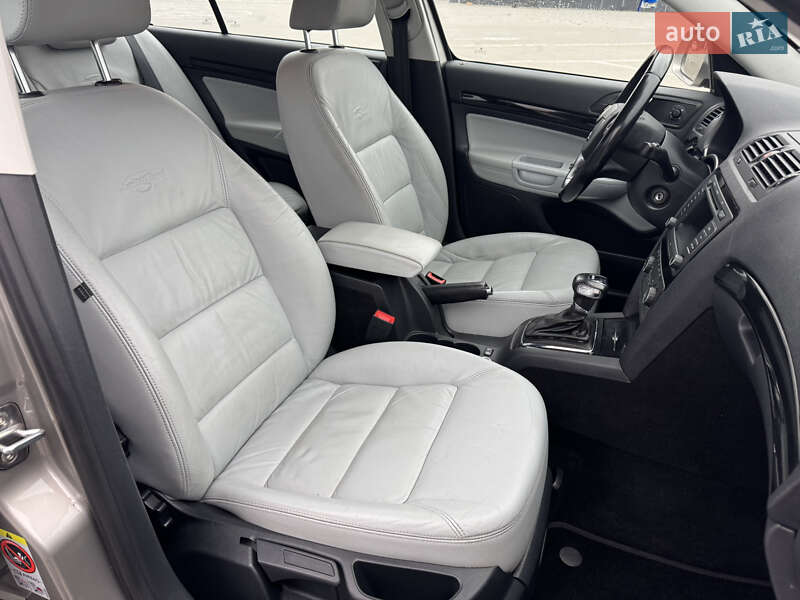 Ліфтбек Skoda Octavia 2010 в Києві