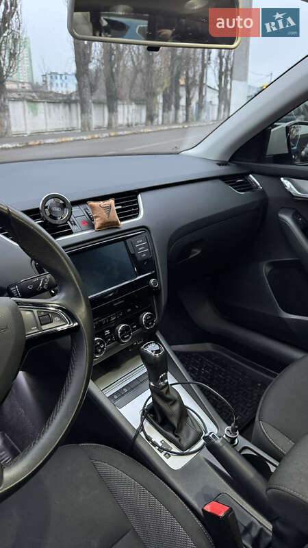 Универсал Skoda Octavia 2019 в Киеве
