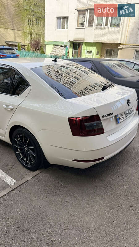 Универсал Skoda Octavia 2019 в Киеве