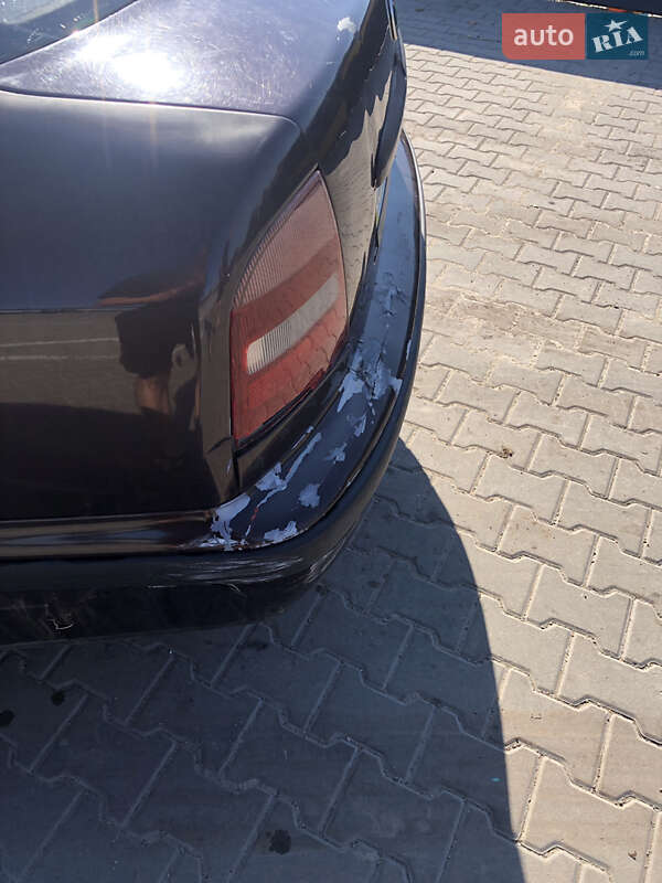 Лифтбек Skoda Octavia 2000 в Николаеве