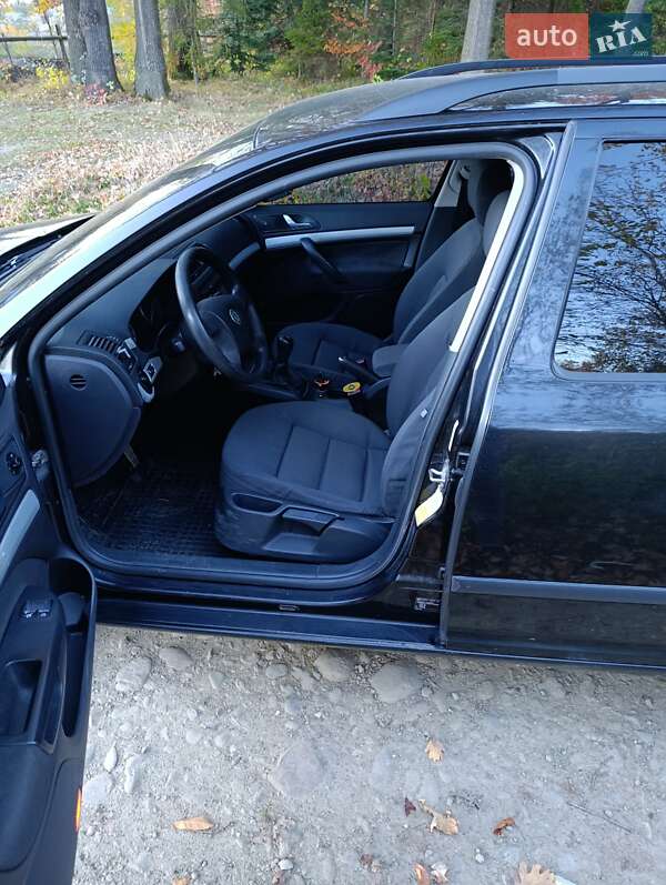 Универсал Skoda Octavia 2005 в Надворной