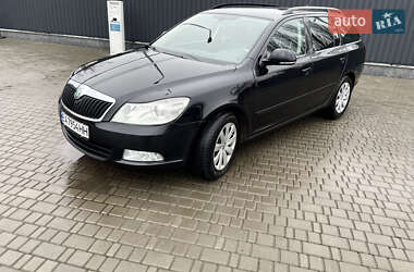 Универсал Skoda Octavia 2012 в Кропивницком