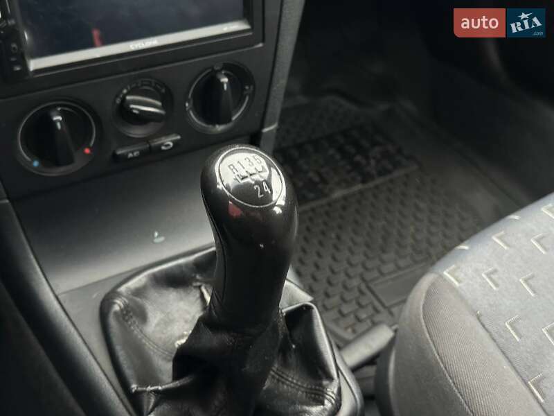 Універсал Skoda Octavia 2002 в Києві