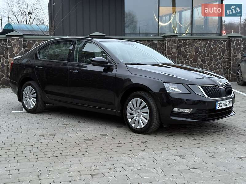 Ліфтбек Skoda Octavia 2018 в Львові фото Ліфтбек Skoda Octavia 2018 в Львові