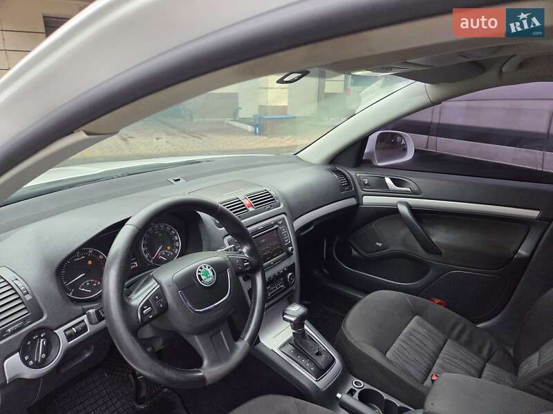 Ліфтбек Skoda Octavia 2011 в Хусті