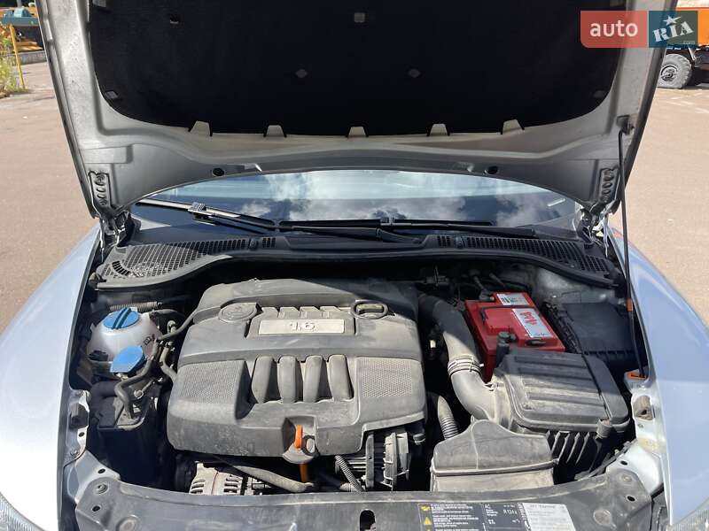 Ліфтбек Skoda Octavia 2010 в Києві фото 6 Ліфтбек Skoda Octavia 2010 в Києві