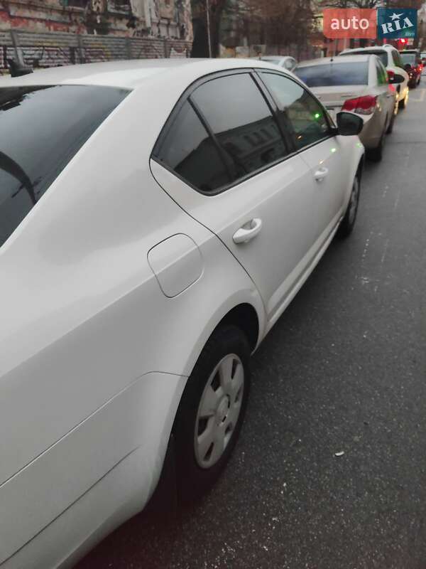 Лифтбек Skoda Octavia 2019 в Киеве