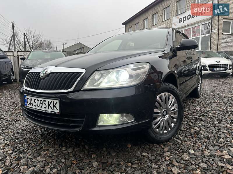 Лифтбек Skoda Octavia 2011 в Смеле