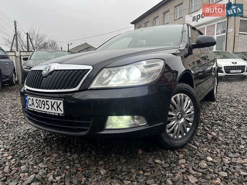 Лифтбек Skoda Octavia 2011 в Смеле