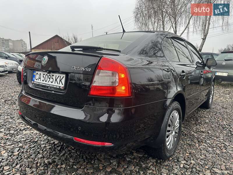 Лифтбек Skoda Octavia 2011 в Смеле