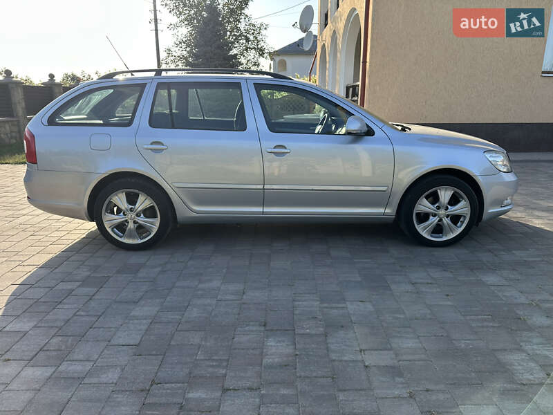 Универсал Skoda Octavia 2010 в Заболотове