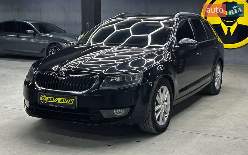 Універсал Skoda Octavia 2016 в Чернівцях