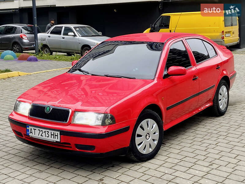 Лифтбек Skoda Octavia 2000 в Ивано-Франковске