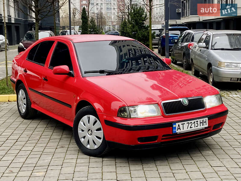 Лифтбек Skoda Octavia 2000 в Ивано-Франковске
