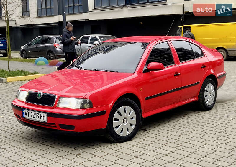 Лифтбек Skoda Octavia 2000 в Ивано-Франковске